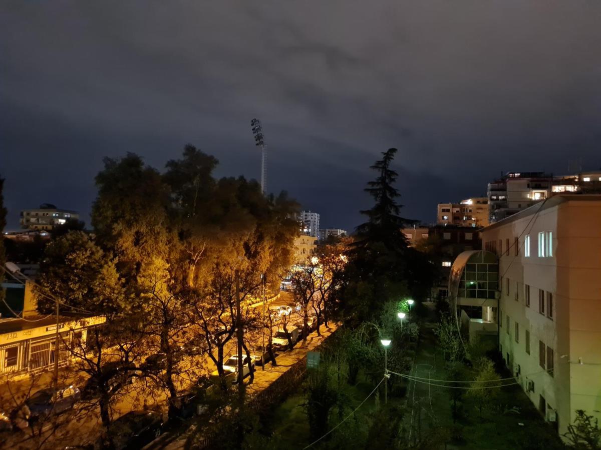 Ex-Block District Charming Studio Apartment With Treeish Sorrounding View! Tirana Exterior photo